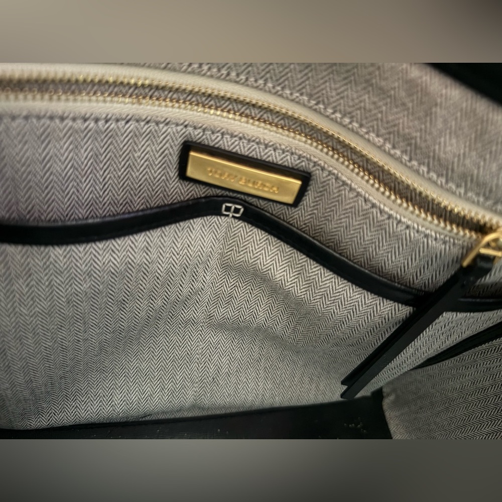 Tory Burch Robinson Small Leather Tote - Picture 9 of 11